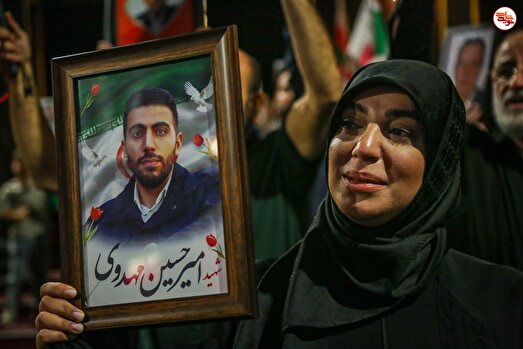 Tehran hosts ceremony honoring martyrs of the Ramadan War
