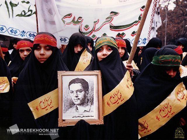 حجاب کوبنده تر از خون شهید