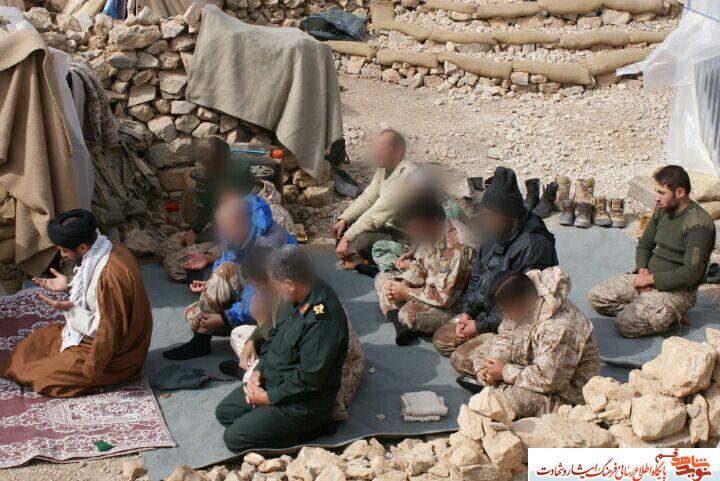 ما مدعیان صف اول بودیم/ از آخر مجلس شهدا را چیدند ما مدعیان صف اول بودیم/ از آخر مجلس شهدا را چیدند