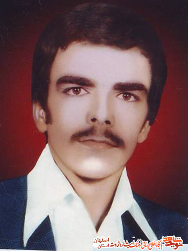 مادر  شهیدان اصغر و علی محمد کمالی به دیدار دو فرزندش شتافت