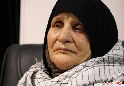 پایان فراغ مادر دو شهید مفقودالاثر با اولین فرزند پایان فراغ مادر دو شهید مفقودالاثر با اولین فرزند