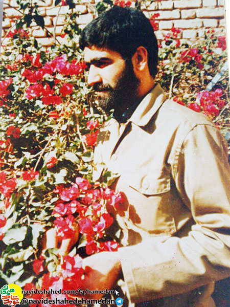 فرماندهی که معلم اخلاق بود و در قلب بچه ها جا داشت فرماندهی که معلم اخلاق بود و در قلب بچه ها جا داشت