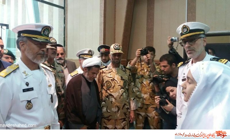 همایش تجلیل از خانواده معظم شهدا و ایثارگران در کرمانشاه برگزار شد همایش تجلیل از خانواده معظم شهدا و ایثارگران در کرمانشاه برگزار شد