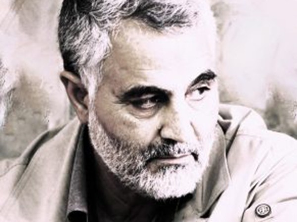 دستنوشته سپهبد شهید قاسم سلیمانی در فراق یاران شهیدش دستنوشته سپهبد شهید قاسم سلیمانی در فراق یاران شهیدش