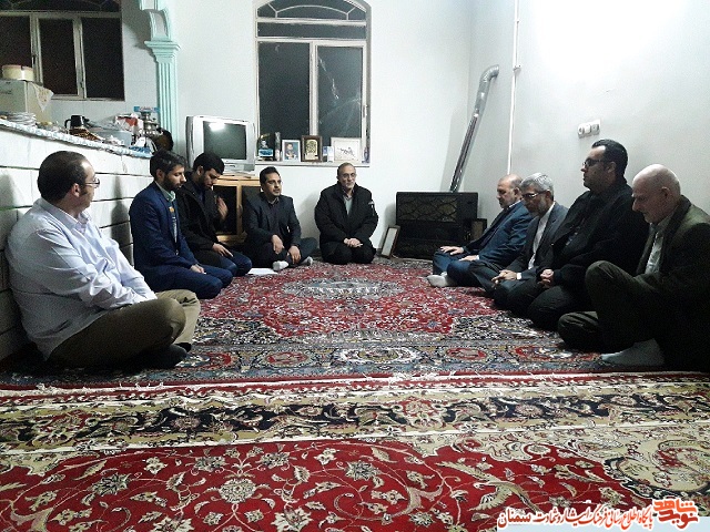 دیدار با خانواده معزز سه شهید والامقام مهدیشهر و شهمیرزاد دیدار با خانواده معزز سه شهید والامقام مهدیشهر و شهمیرزاد