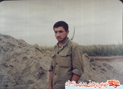 یادی از فرماندهان شهید استان زنجان/ گذر شب تا صبح بر روی شکم یک عراقی یادی از فرماندهان شهید استان زنجان/ گذر شب تا صبح بر روی شکم یک عراقی