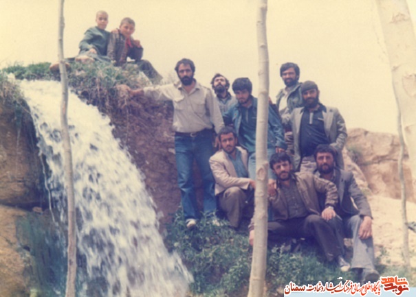 آلبوم عکس فرمانده عملیات سپاه بیجار شهید عباس مطیعی آلبوم عکس فرمانده عملیات سپاه بیجار شهید عباس مطیعی