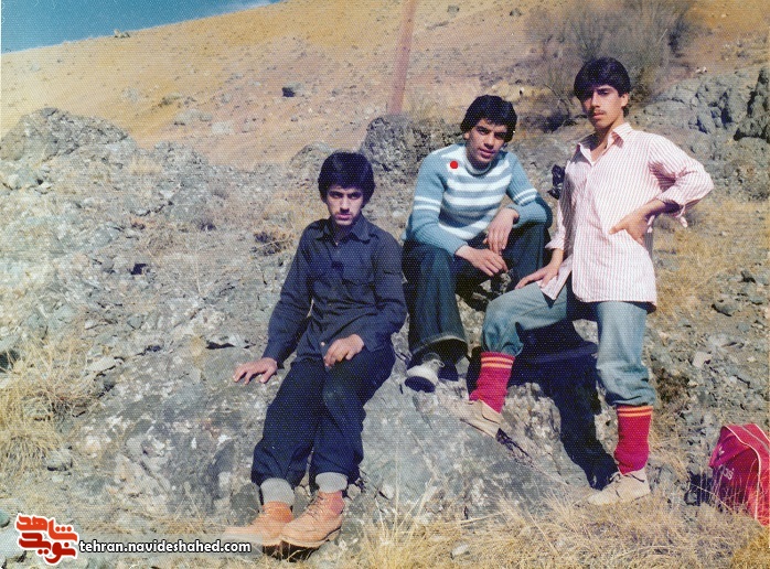 برایم بنویسید...