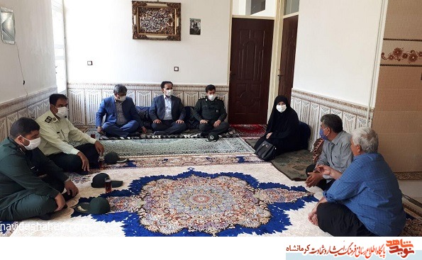 جانبازان شیمیایی، شهدای زنده دفاع از شرف و استقلال کشورهستند جانبازان شیمیایی، شهدای زنده دفاع از شرف و استقلال کشورهستند