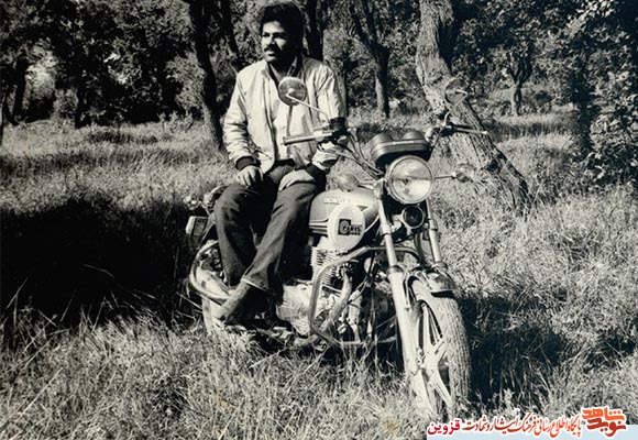 آلبوم عکس شهید «عباس کاظمی» آلبوم عکس شهید «عباس کاظمی»
