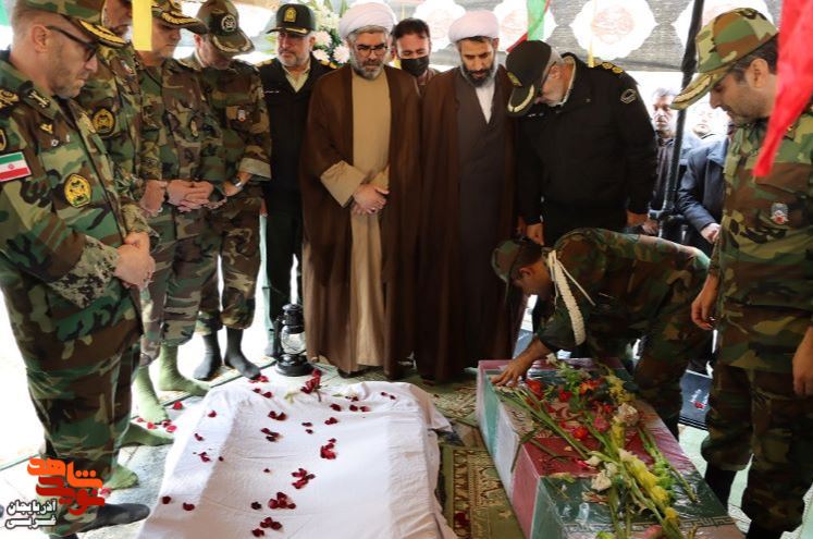 گزارش تصویری/تشییع پیکر مطهر شهید گمنام در تیپ ۴۱ هجومی شهید آبشناسان