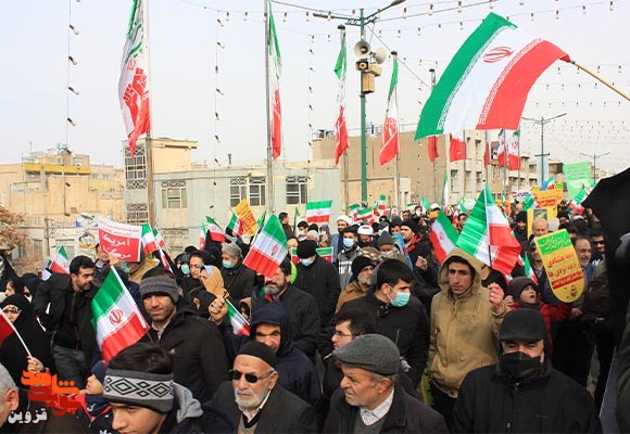 تصاویر ماندگار از حضور حماسی مردم قزوین در راهپیمایی 22 بهمن