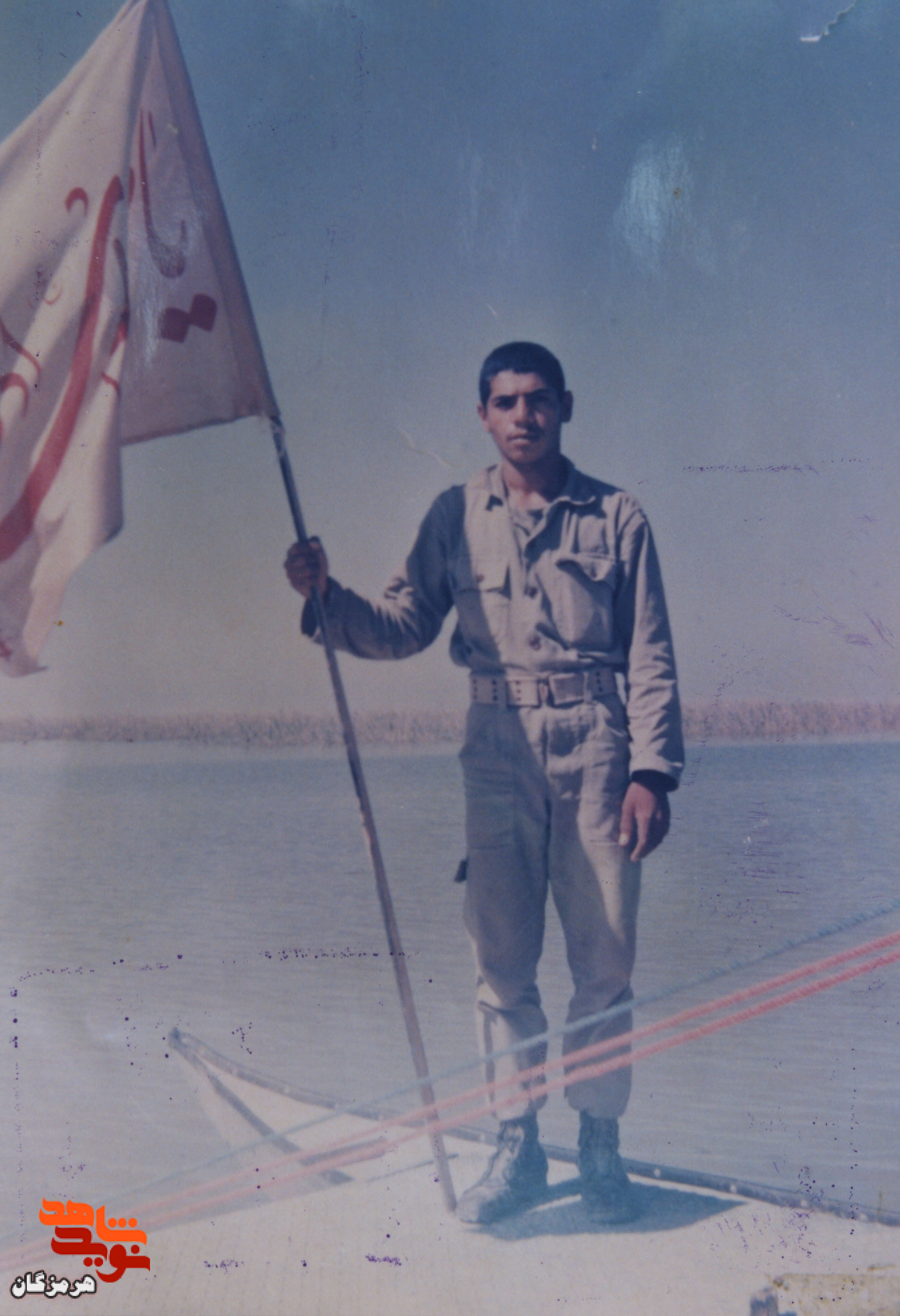 همیشه قسمتی از حقوق هر برج خود را به ضعفا کمک می کرد
