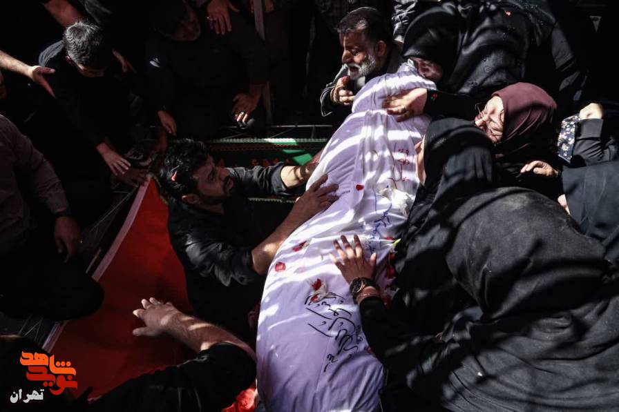 تشییع پیکر شهید تفحصی «محمود خوشبین‌منفرد»