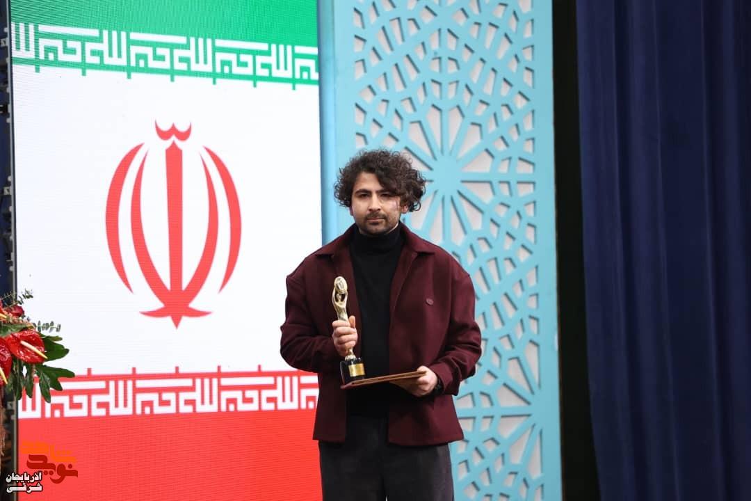 آیین اختتامیه دومین جشنواره ملی فیلم و فیلمنامه «ایثار» در تبریز به روایت تصویر آیین اختتامیه دومین جشنواره ملی فیلم و فیلمنامه «ایثار» در تبریز به روایت تصویر
