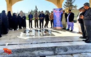 آیین غبارروبی گلزار شهدای گمنام نیمروز