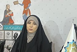 نوشتن درباره شهدا نور است/ مادران شهدا با یاد فرزندانشان زندگی می‌کنند