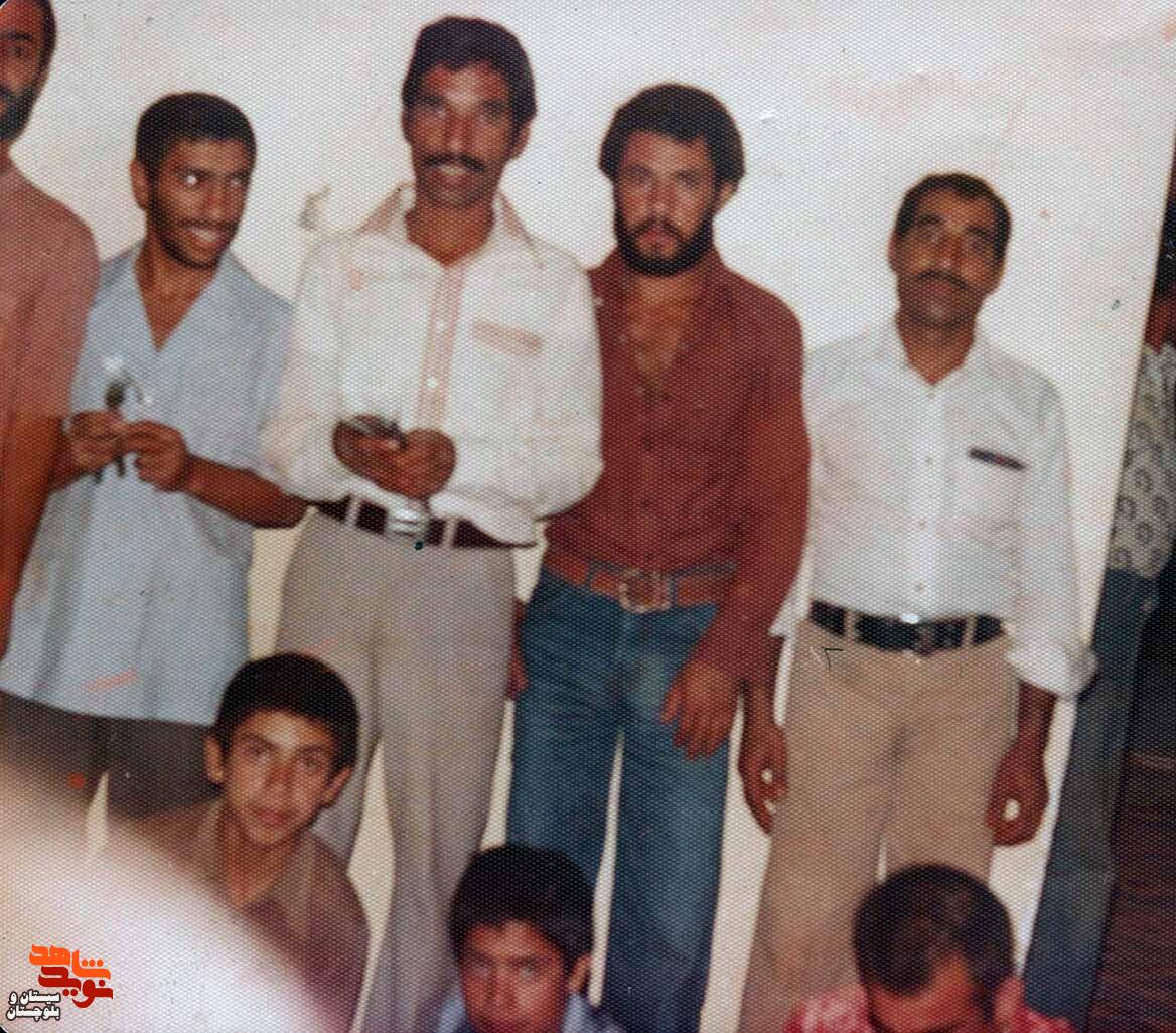 آلبوم تصاویر شهید«محمودرضا شیخ ویسی» منتشر شد