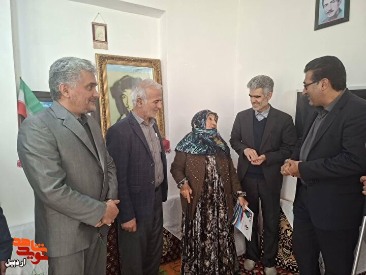 دیدار با خانواده‌های معظم شهدا و ایثارگران در شهرستان انگوت + تصاویر