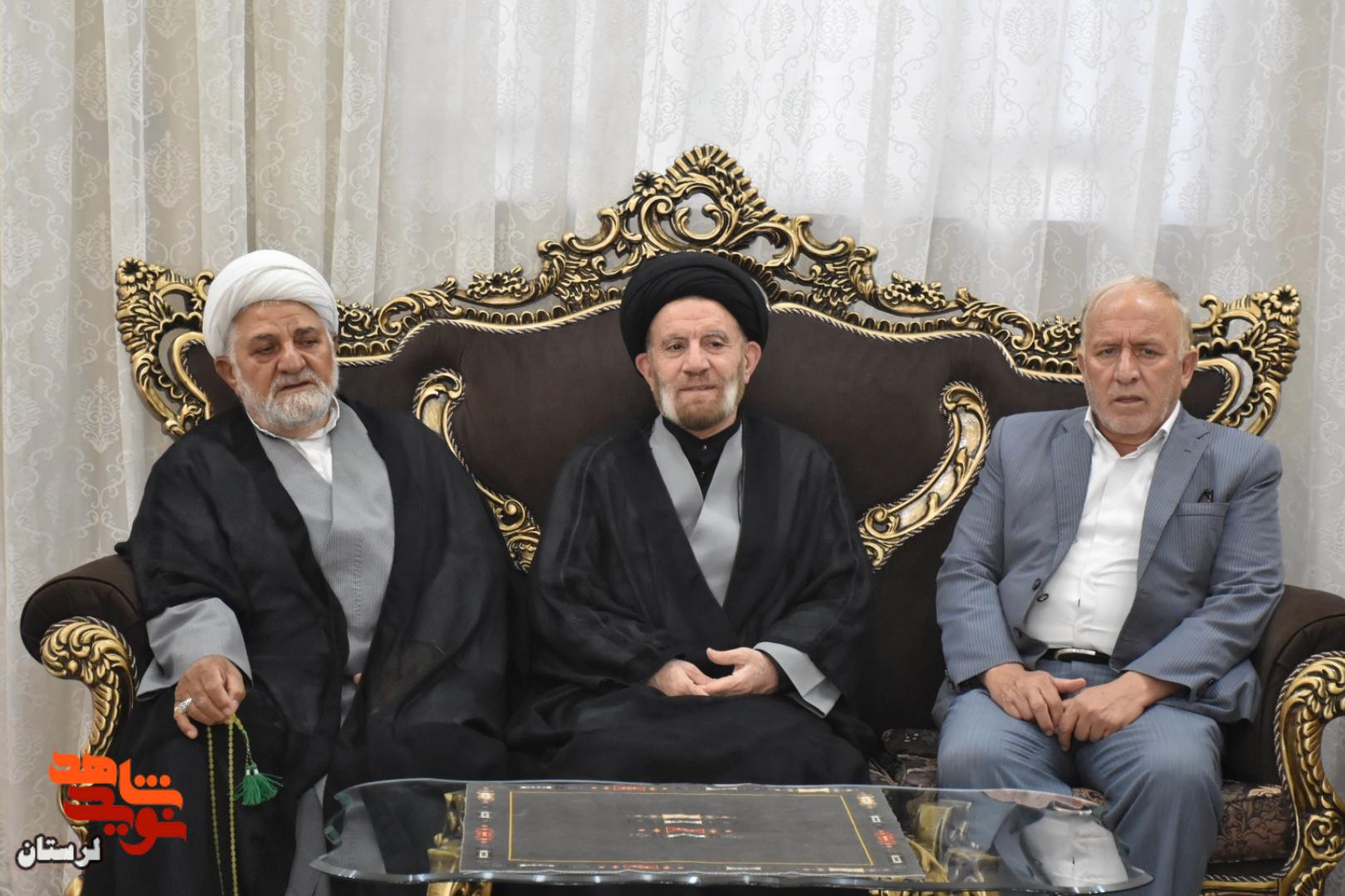 یادواره خانگی شهید والامقام«حمیدرضا ولی محمودوند» برگزار شد یادواره خانگی شهید والامقام«حمیدرضا ولی محمودوند» برگزار شد