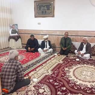 تکریم همسر خلبان شهید «رضا بارانی» در زابل