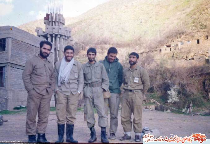 از چپ: عباس قائمی - پاسدار رضایی - پاسدار شرافتی - ...- پاسدار اسد پور