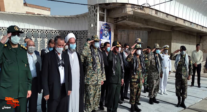 ادای احترام مسئولان به شهدای گمنام خوشنام - سوم خرداد ۱۴۰۱ پارک موزه دفاع مقدس سمنان