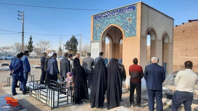 زیارت دورهای جمعی از مروجان فرهنگ ایثار و شهادت- بیست و چهارم اسفندماه ۱۴۰۲ گلزار شهدای روستای محمودآباد